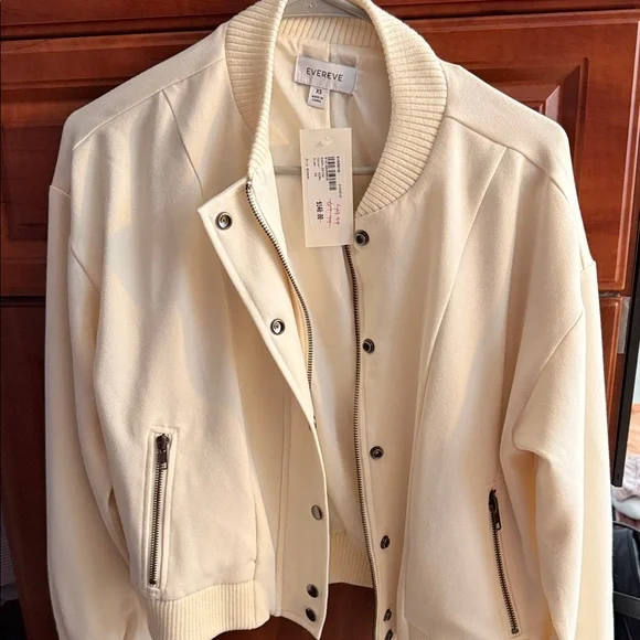 Evereve Ivory Snap-Front Jacket - Picture 3 of 3
